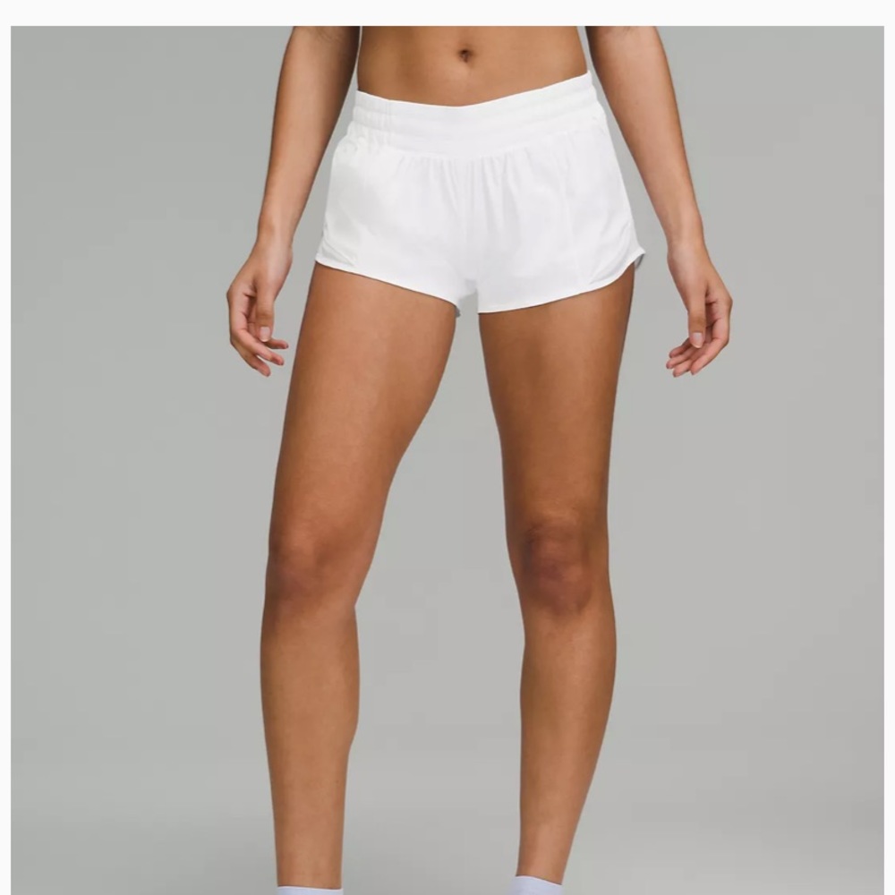 Lululemon Hotty Hot Shorts 2.5inch Size 4 White